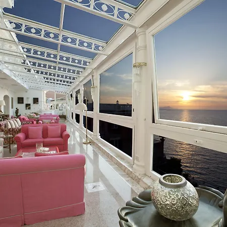 Corallo Sorrento Hotel 4*