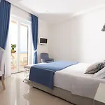 Corallo Sorrento Отель 4*