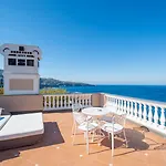 Отель Corallo Sorrento 4*