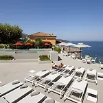 Corallo Sorrento Отель 4*