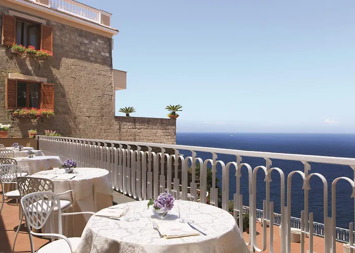 Corallo Sorrento Hotel 4*
